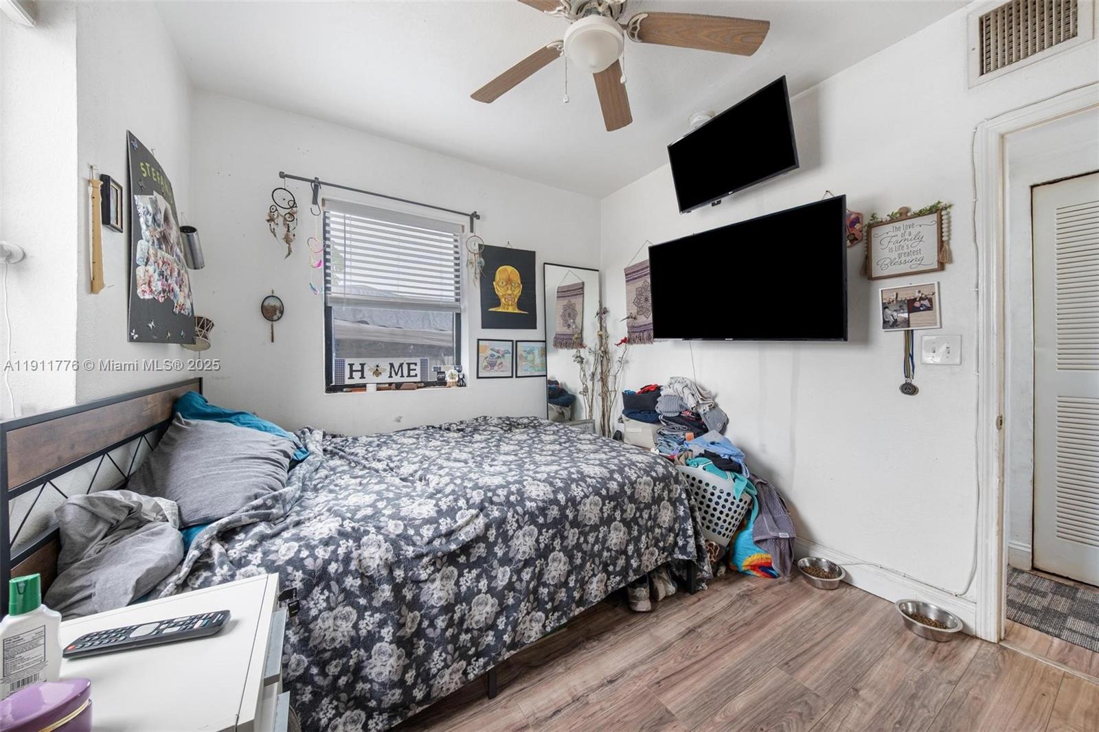 North Miami, Florida, 33168, United States, ,Residential,For Sale,1991833