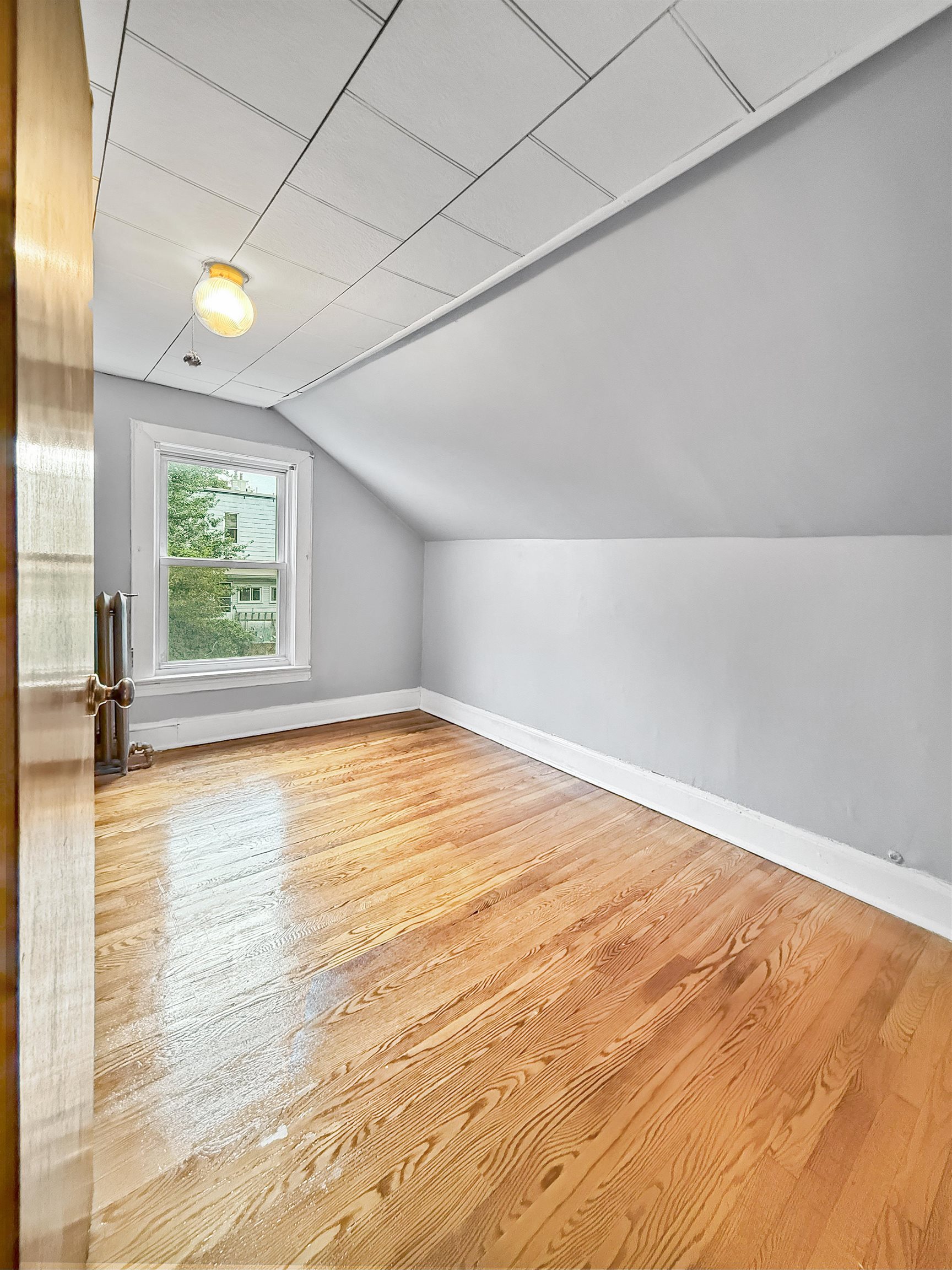 Jersey City, New Jersey, 07304, United States, 3 Bedrooms Bedrooms, ,2 BathroomsBathrooms,Residential,For Sale,1916794