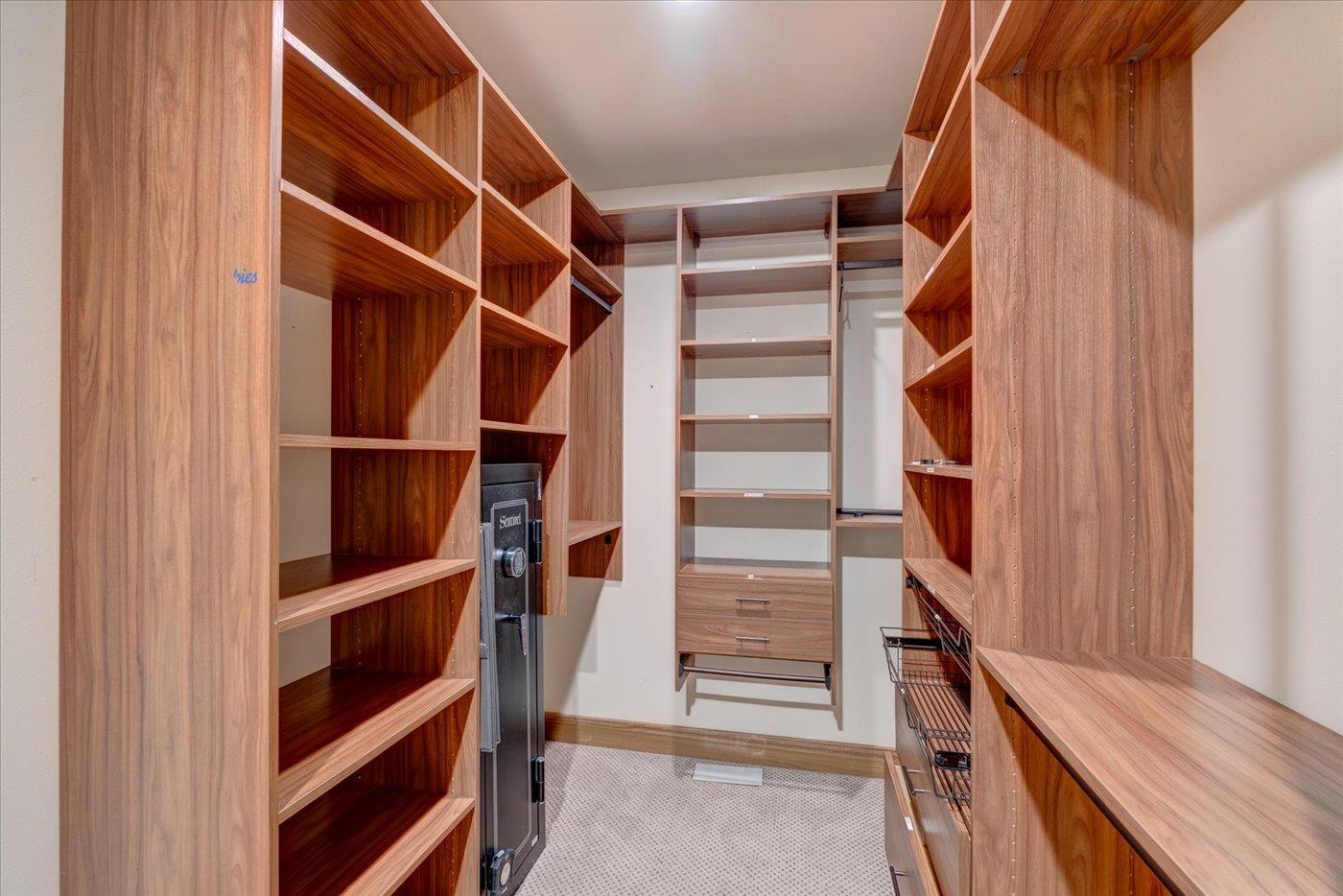 Sauk City, Wisconsin, 53583, United States, 5 Bedrooms Bedrooms, ,4 BathroomsBathrooms,Residential,For Sale,1992585