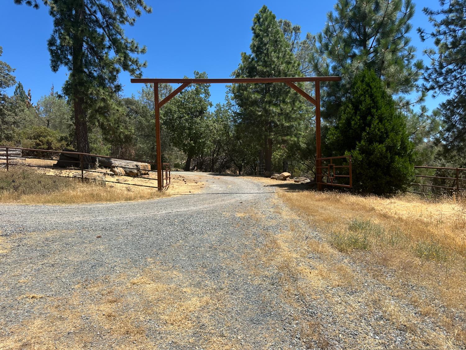 Georgetown, California, 95634, United States, ,Residential,For Sale,1943393