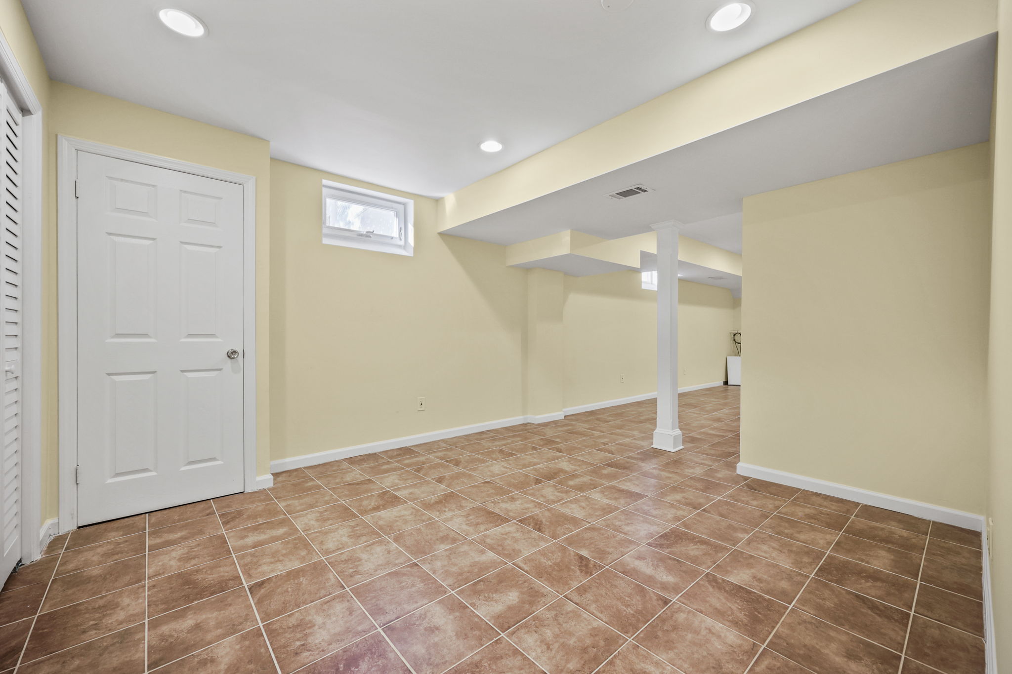  27 Meadow Lane - 物件實景