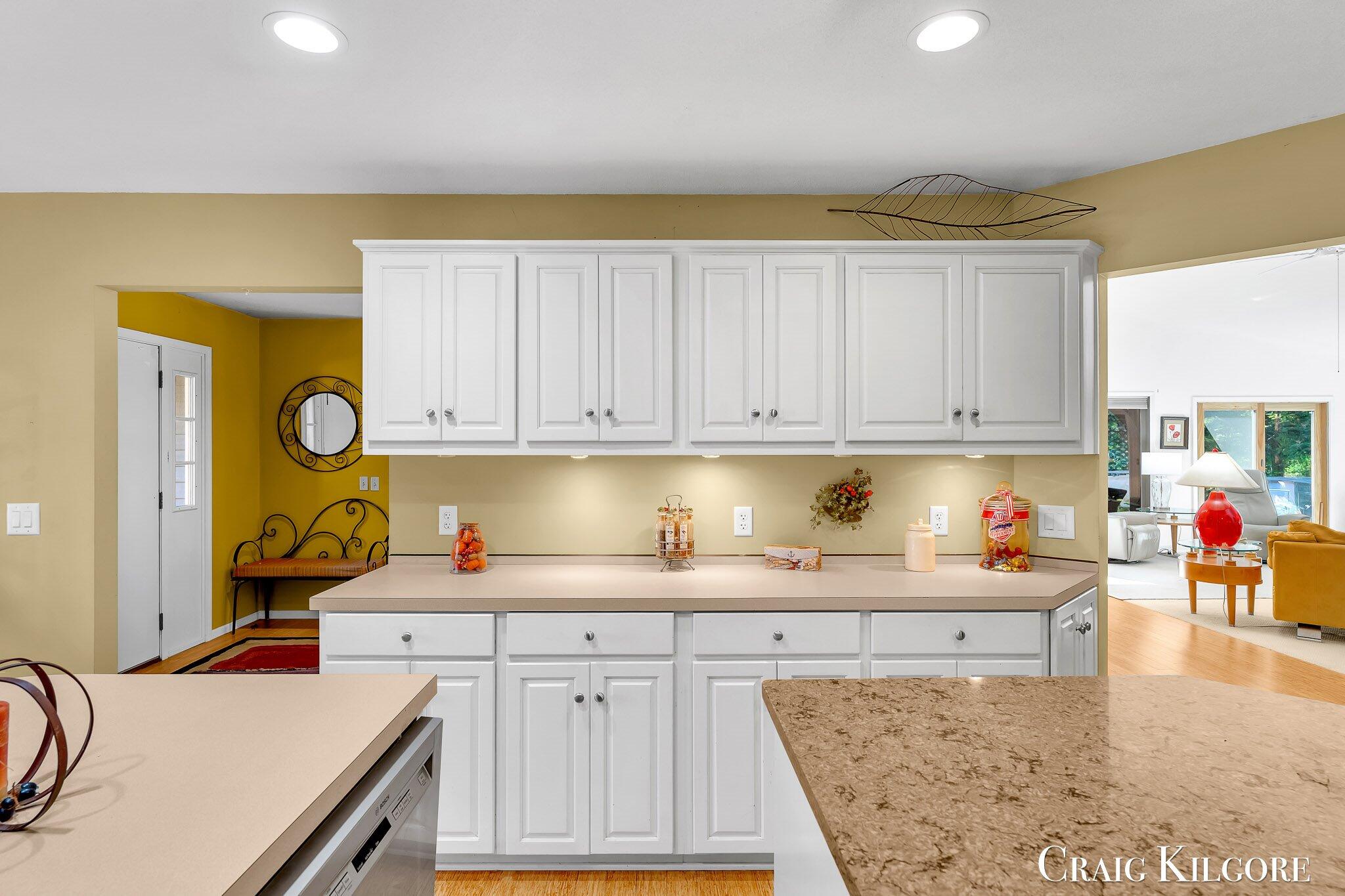 Spring Lake, Michigan, 49456, United States, 2 Bedrooms Bedrooms, ,3 BathroomsBathrooms,Residential,For Sale,2003157