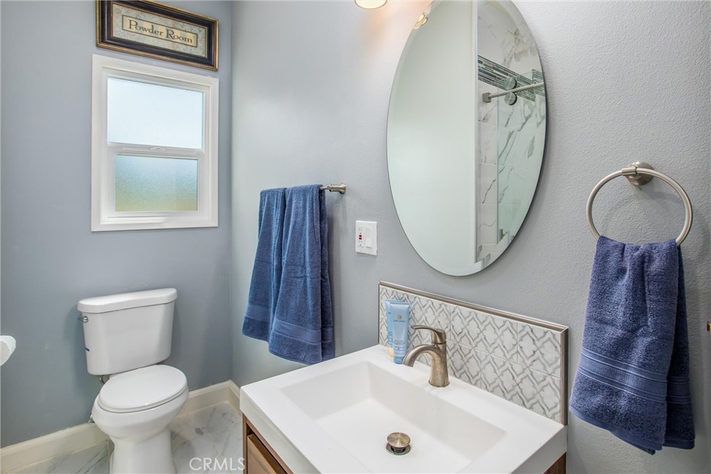 Redlands, California, 92373, United States, 5 Bedrooms Bedrooms, ,4 BathroomsBathrooms,Residential,For Sale,1982163