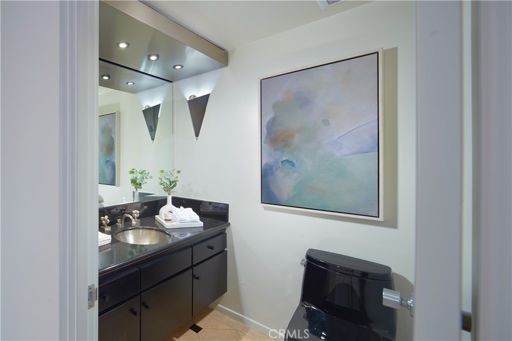 Newport Beach, California, 92660, United States, 8 Bedrooms Bedrooms, ,2 BathroomsBathrooms,Residential,For Sale,1877447