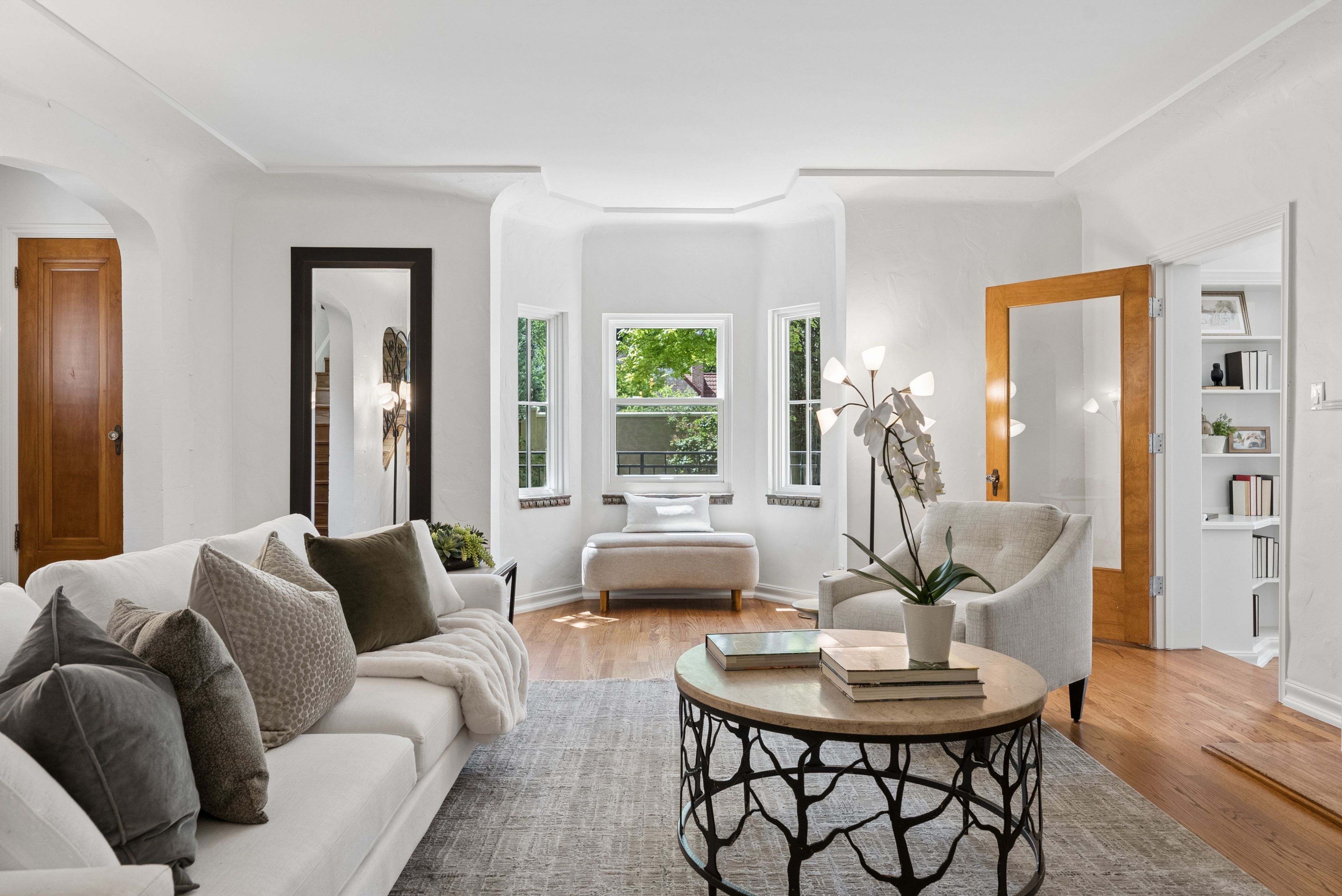  Exceptional Spanish-Inspired Residence - 物件實景