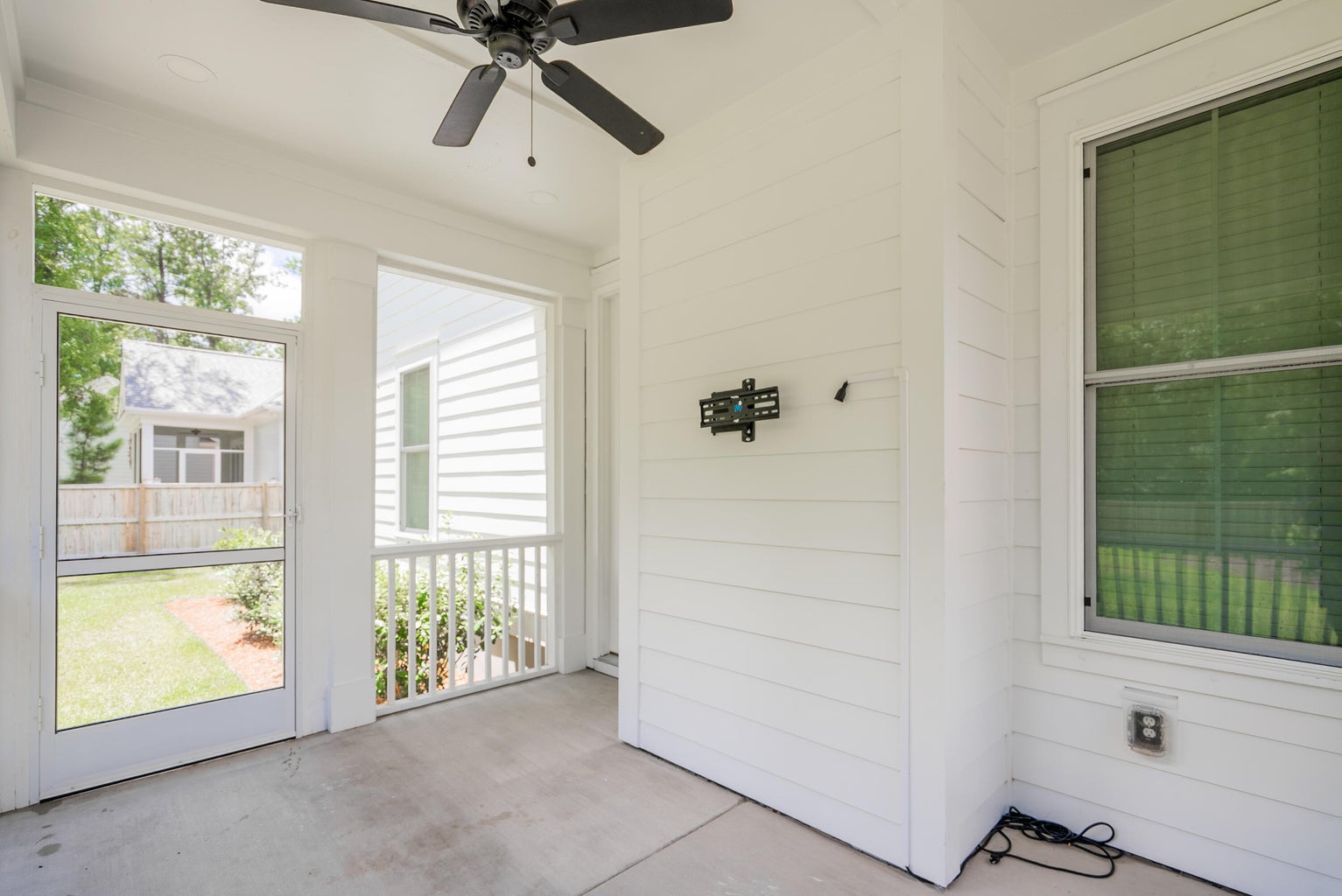 Hollywood, South Carolina, 29449, United States, 4 Bedrooms Bedrooms, ,4 BathroomsBathrooms,Residential,For Sale,1898776