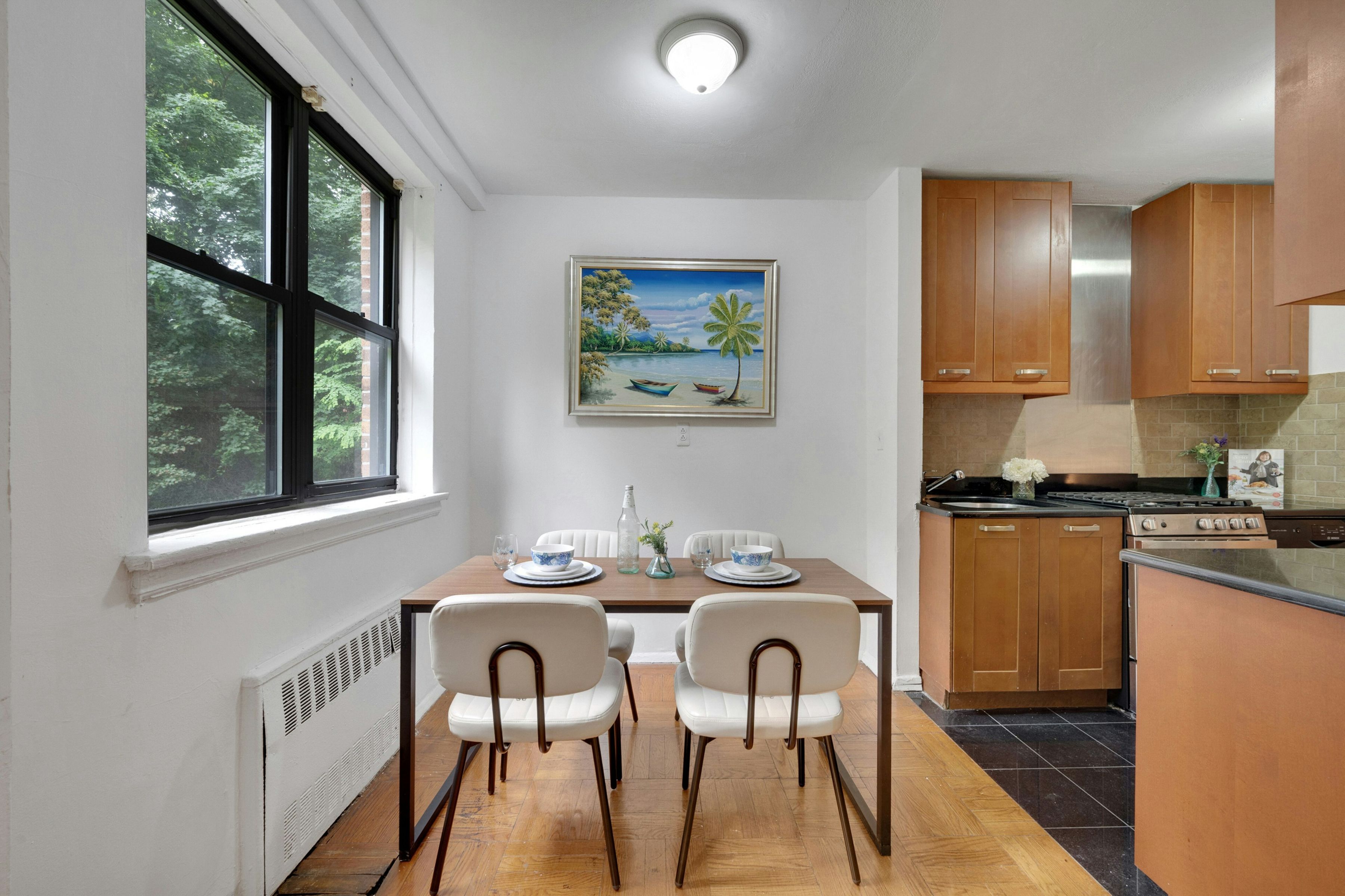  735 Kappock Street - 物件實景