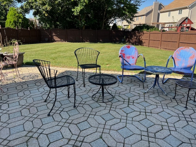 Aurora, Illinois, 60502, United States, 4 Bedrooms Bedrooms, ,3 BathroomsBathrooms,Residential,For Sale,1991569