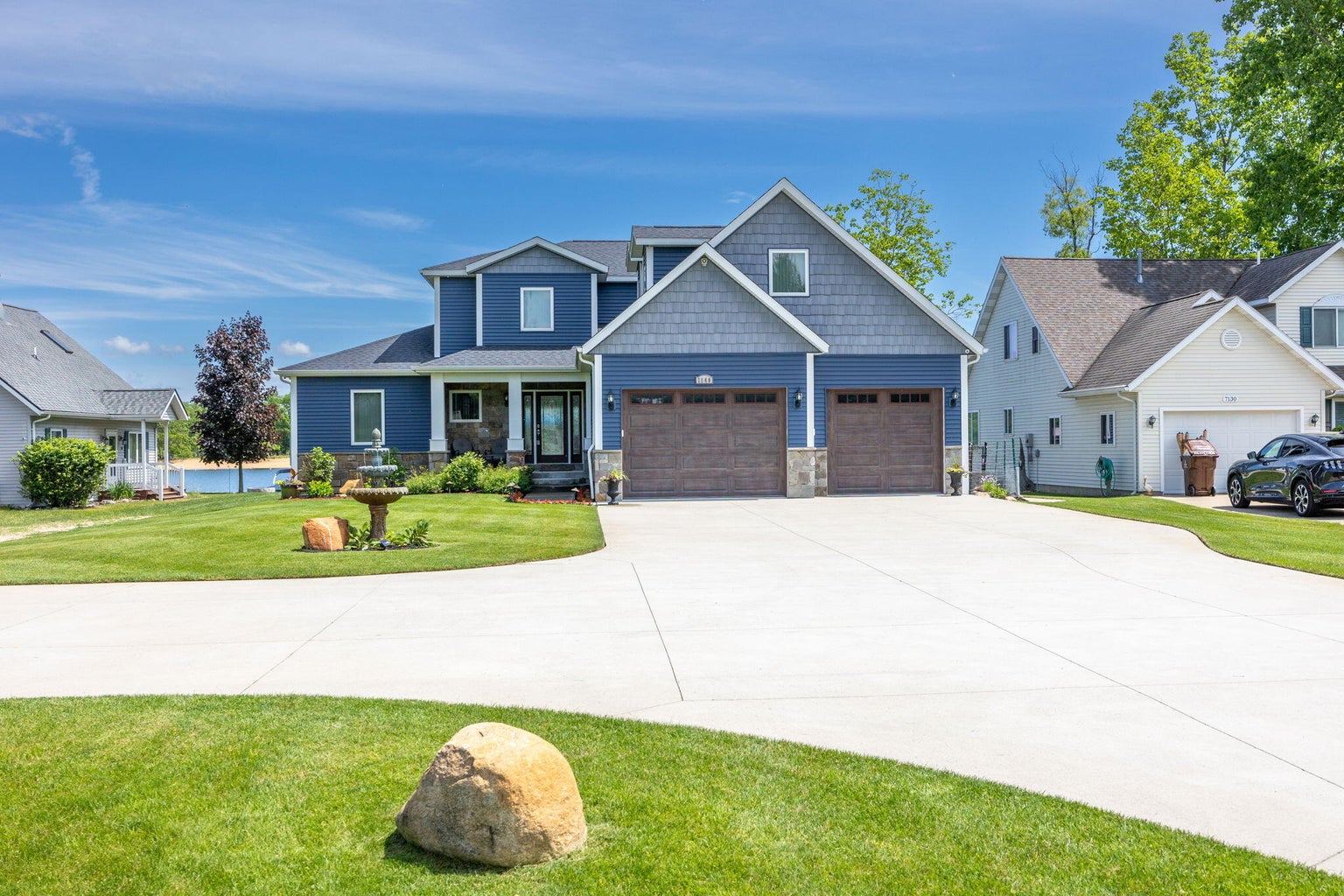 Canadian Lakes, Michigan, 49346, United States, 7 Bedrooms Bedrooms, ,5 BathroomsBathrooms,Residential,For Sale,1765643