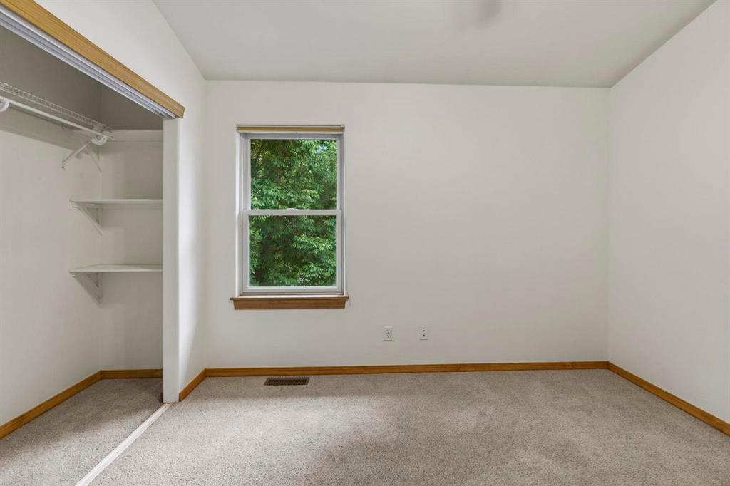 Durango, Colorado, 81301, United States, 3 Bedrooms Bedrooms, ,3 BathroomsBathrooms,Residential,For Sale,1908342