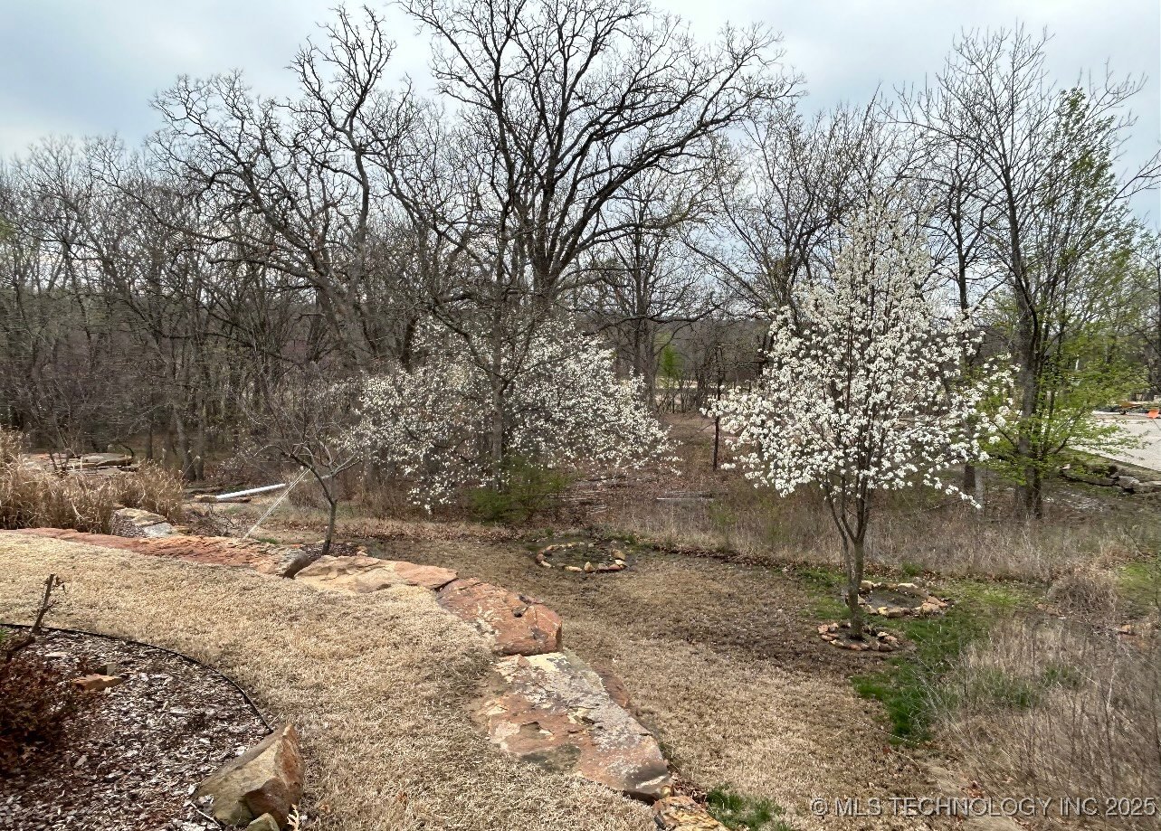 Tulsa, Oklahoma, 74132, United States, 4 Bedrooms Bedrooms, ,3 BathroomsBathrooms,Residential,For Sale,1917084
