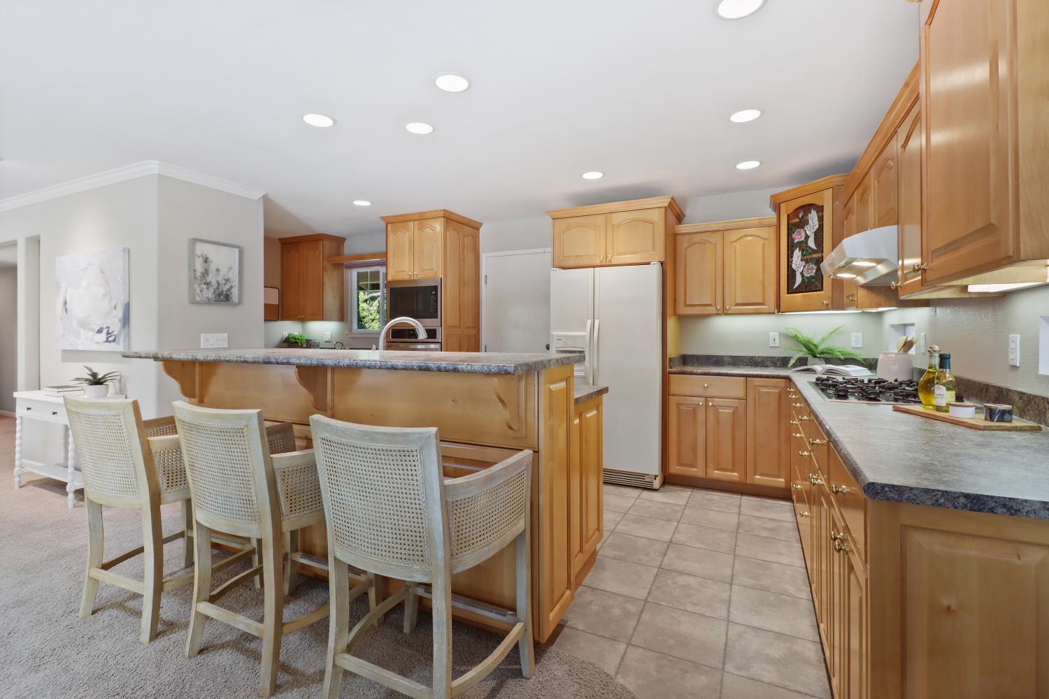 Sacramento, California, 95821, United States, 3 Bedrooms Bedrooms, ,2 BathroomsBathrooms,Residential,For Sale,1941774