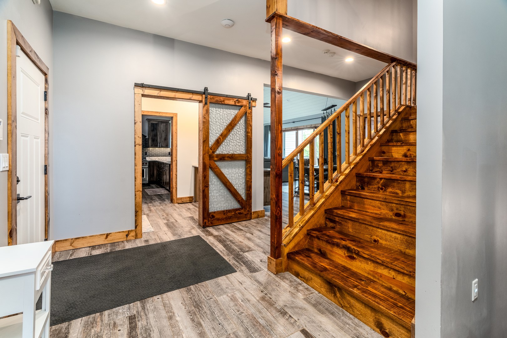 Carbondale, Illinois, 62902, United States, 3 Bedrooms Bedrooms, ,8 BathroomsBathrooms,Residential,For Sale,1986074