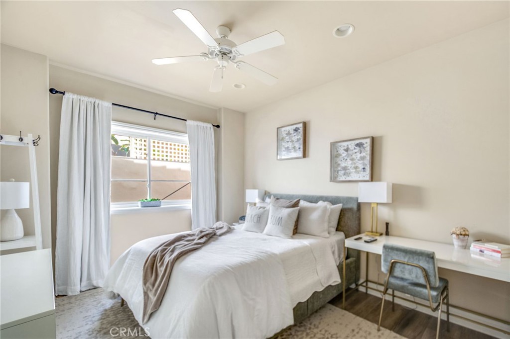 San Clemente, California, 92672, United States, 2 Bedrooms Bedrooms, ,3 BathroomsBathrooms,Residential,For Sale,1927203