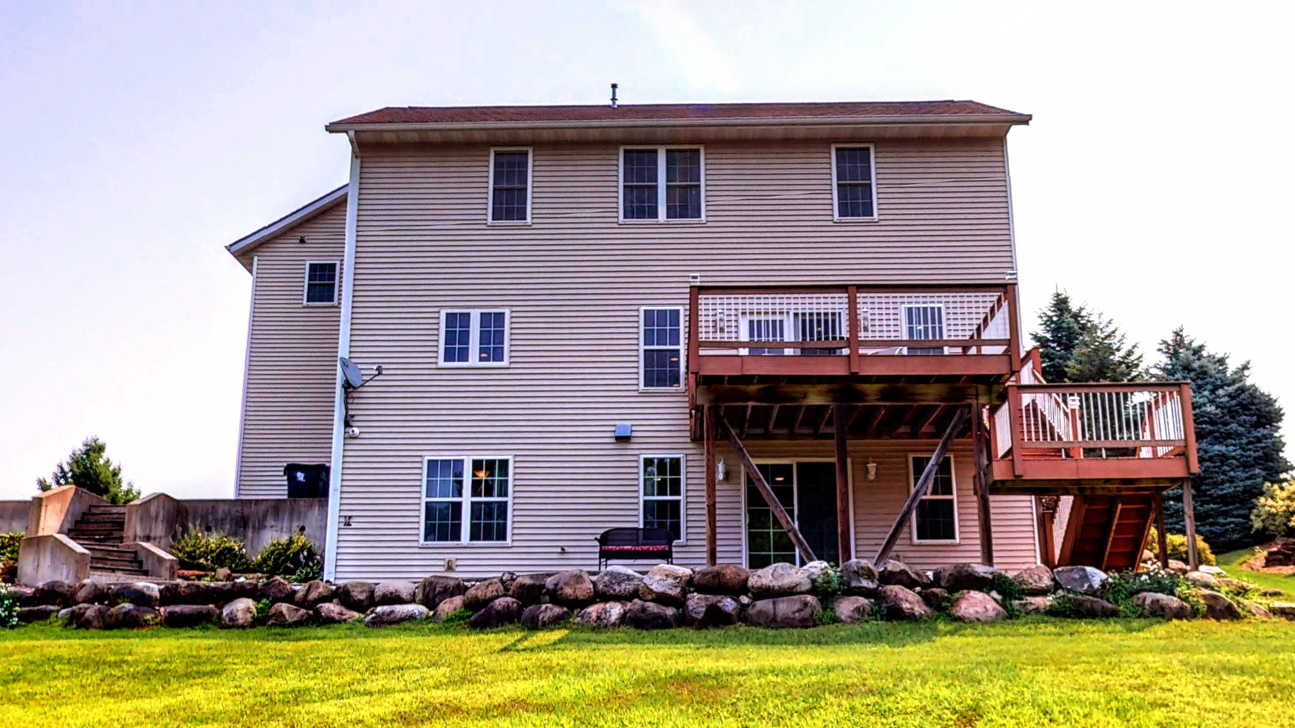 Koshkonong, Wisconsin, 53538, United States, 4 Bedrooms Bedrooms, ,4 BathroomsBathrooms,Residential,For Sale,1982148