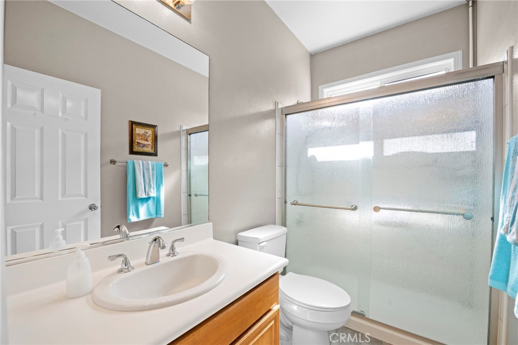 Lake Elsinore, California, 92532, United States, 5 Bedrooms Bedrooms, ,4 BathroomsBathrooms,Residential,For Sale,2012272