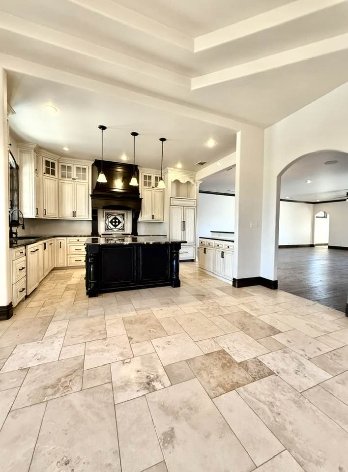 Carlsbad, New Mexico, 88220, United States, 4 Bedrooms Bedrooms, ,6 BathroomsBathrooms,Residential,For Sale,1974885