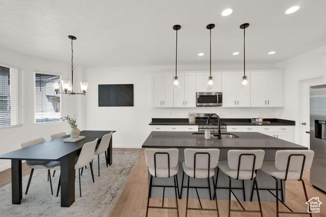 Eagle Mountain, Utah, 84005, United States, 4 Bedrooms Bedrooms, ,4 BathroomsBathrooms,Residential,For Sale,1976184