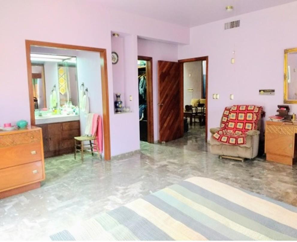 Venecia, San Pedro Garza García, Nuevo León, 66270, Mexico, 4 Bedrooms Bedrooms, ,4 BathroomsBathrooms,Residential,For Sale,Venecia,1612549