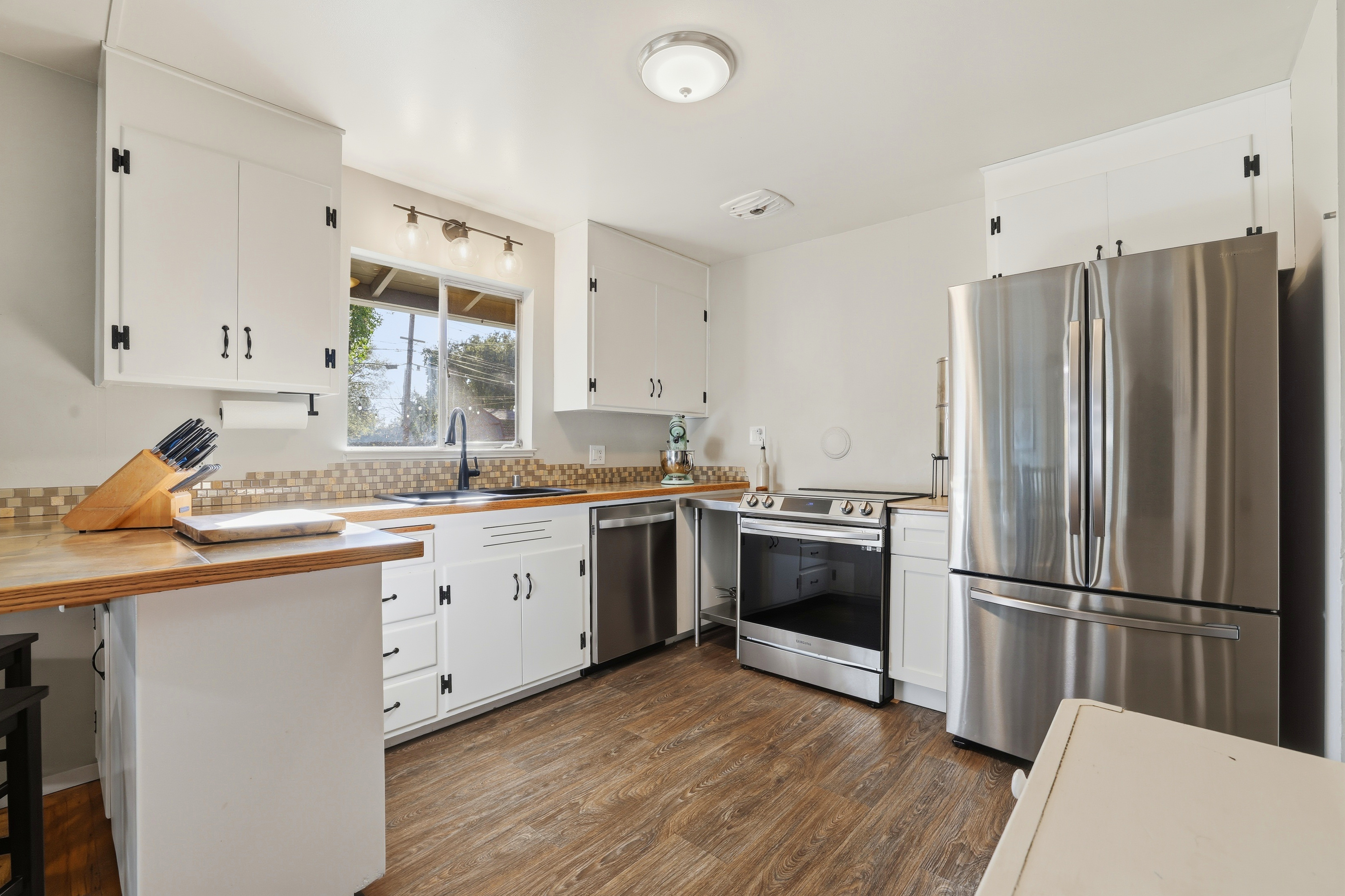  4604 Oxbow Drive, Sacramento, CA 95864 - 物件實景