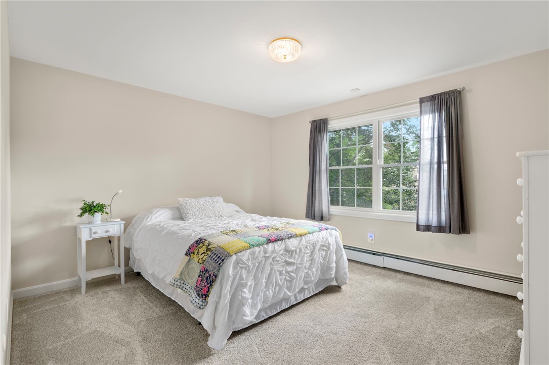 Cranston, Rhode Island, 02920, United States, 4 Bedrooms Bedrooms, ,5 BathroomsBathrooms,Residential,For Sale,1916755