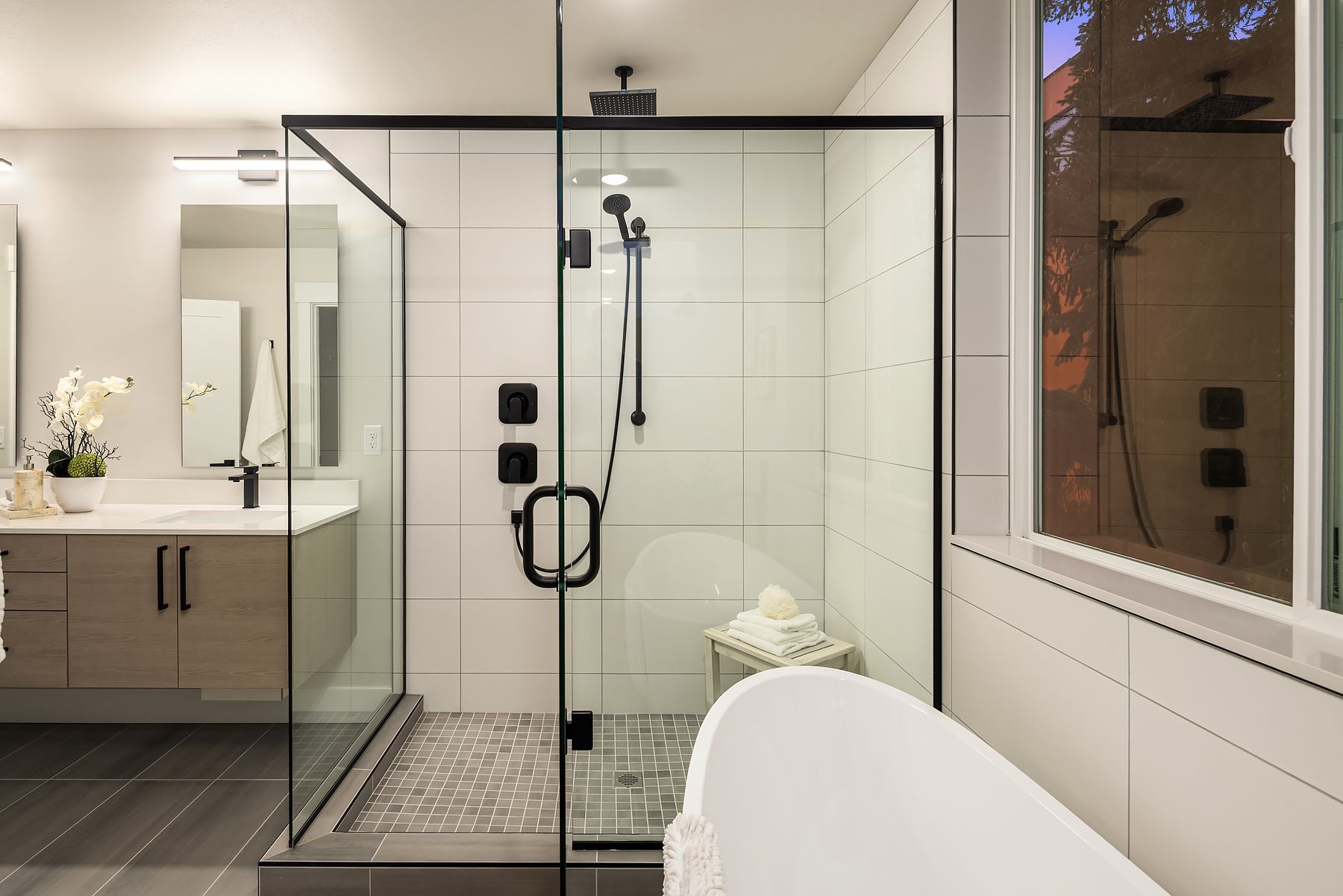  1319 14th Ave S Unit #A, Seattle, WA 98144 - 物件實景