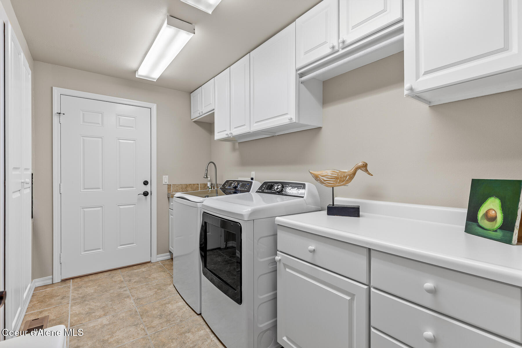 Coeur d'Alene, Idaho, 83814, United States, 4 Bedrooms Bedrooms, ,Residential,For Sale,2048588