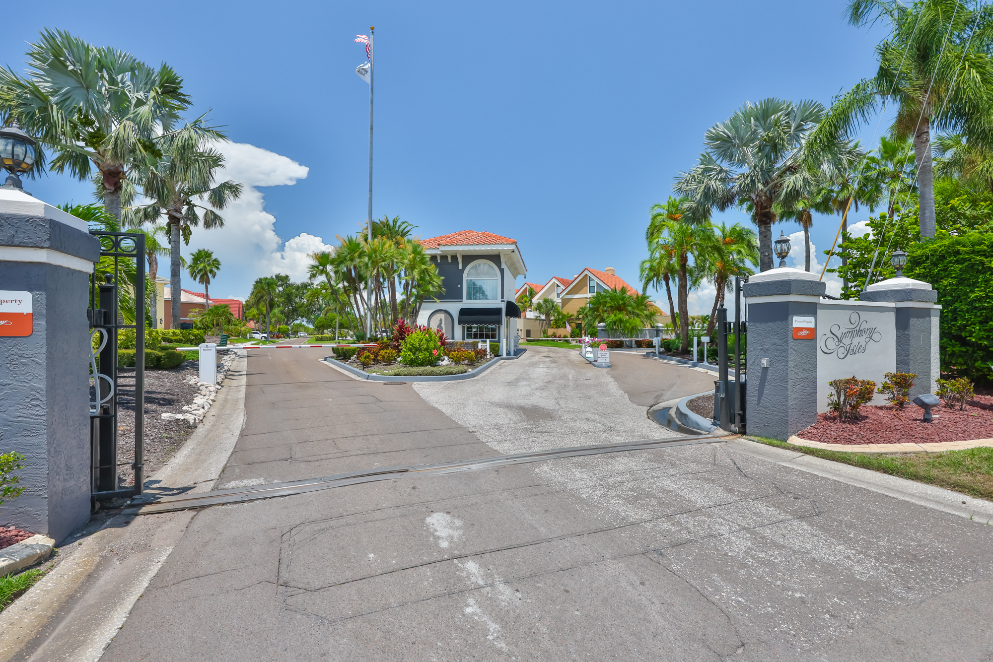 Apollo Beach, Florida, 33572, United States, 3 Bedrooms Bedrooms, ,3 BathroomsBathrooms,Residential,For Sale,2049296