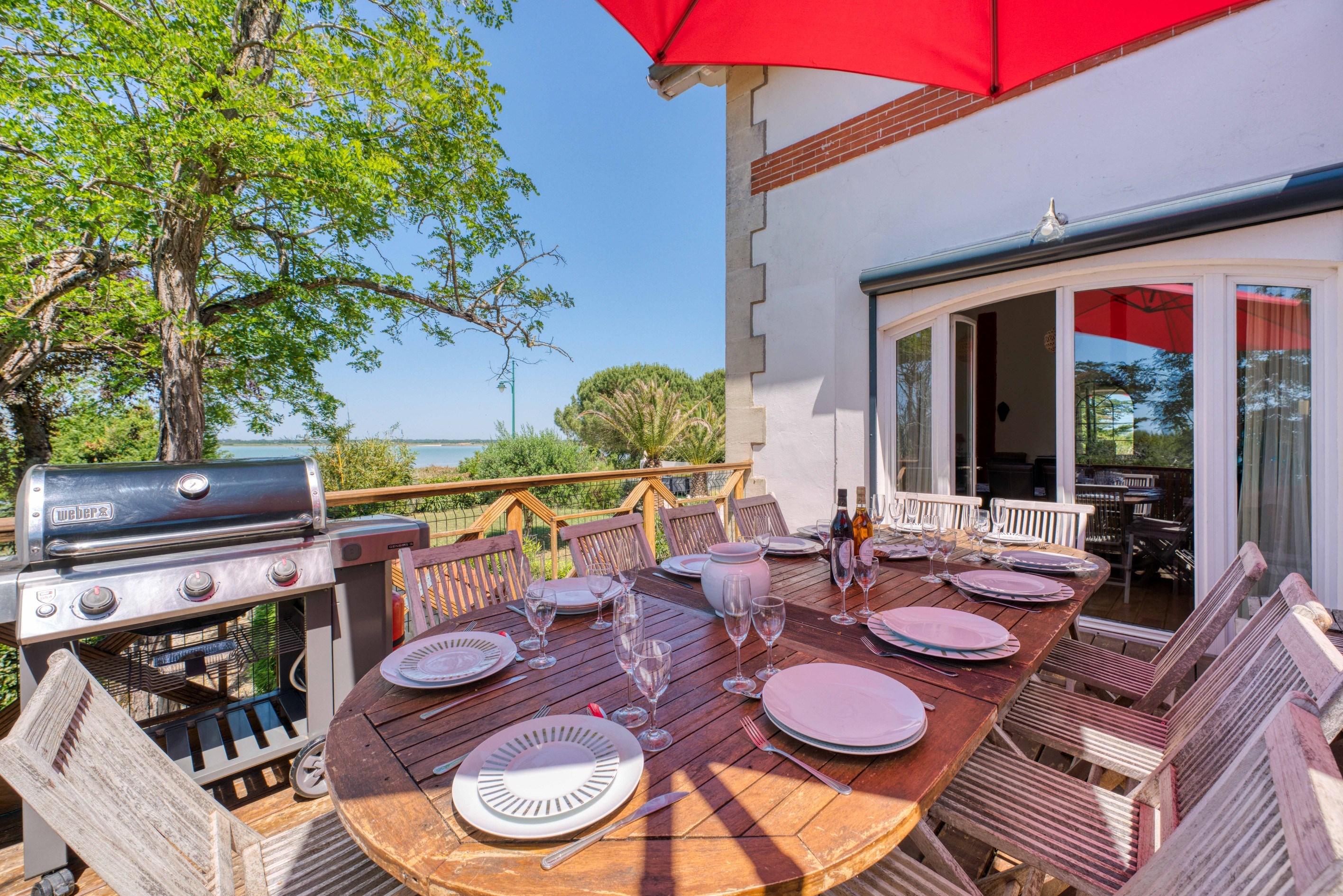  CHARACTER VILLA WITH EXCEPTIONAL SEA VIEW AND WELLNESS AREA IN PORT DES BARQUES - 物件實景
