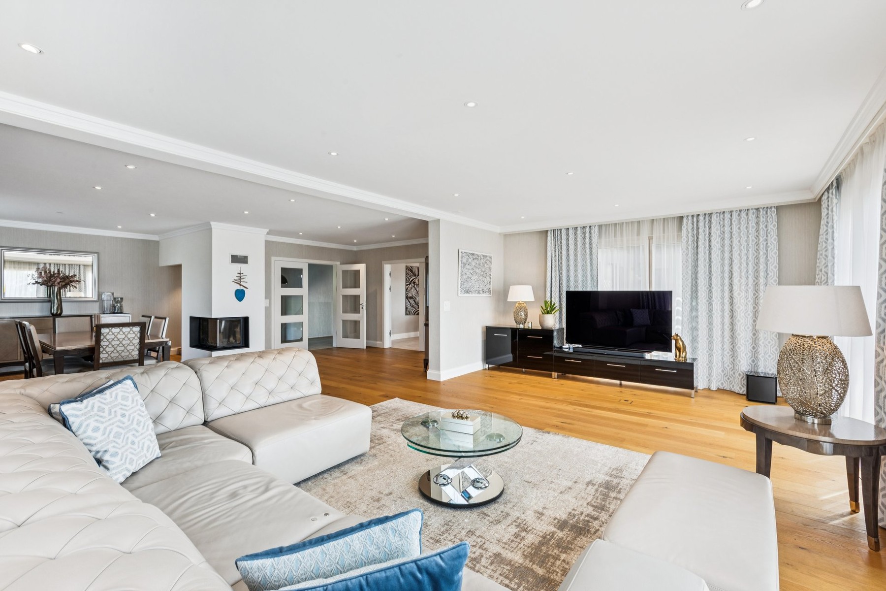  Exclusive: Contemporary home with panoramic views of the Alps and the lake - 物件實景