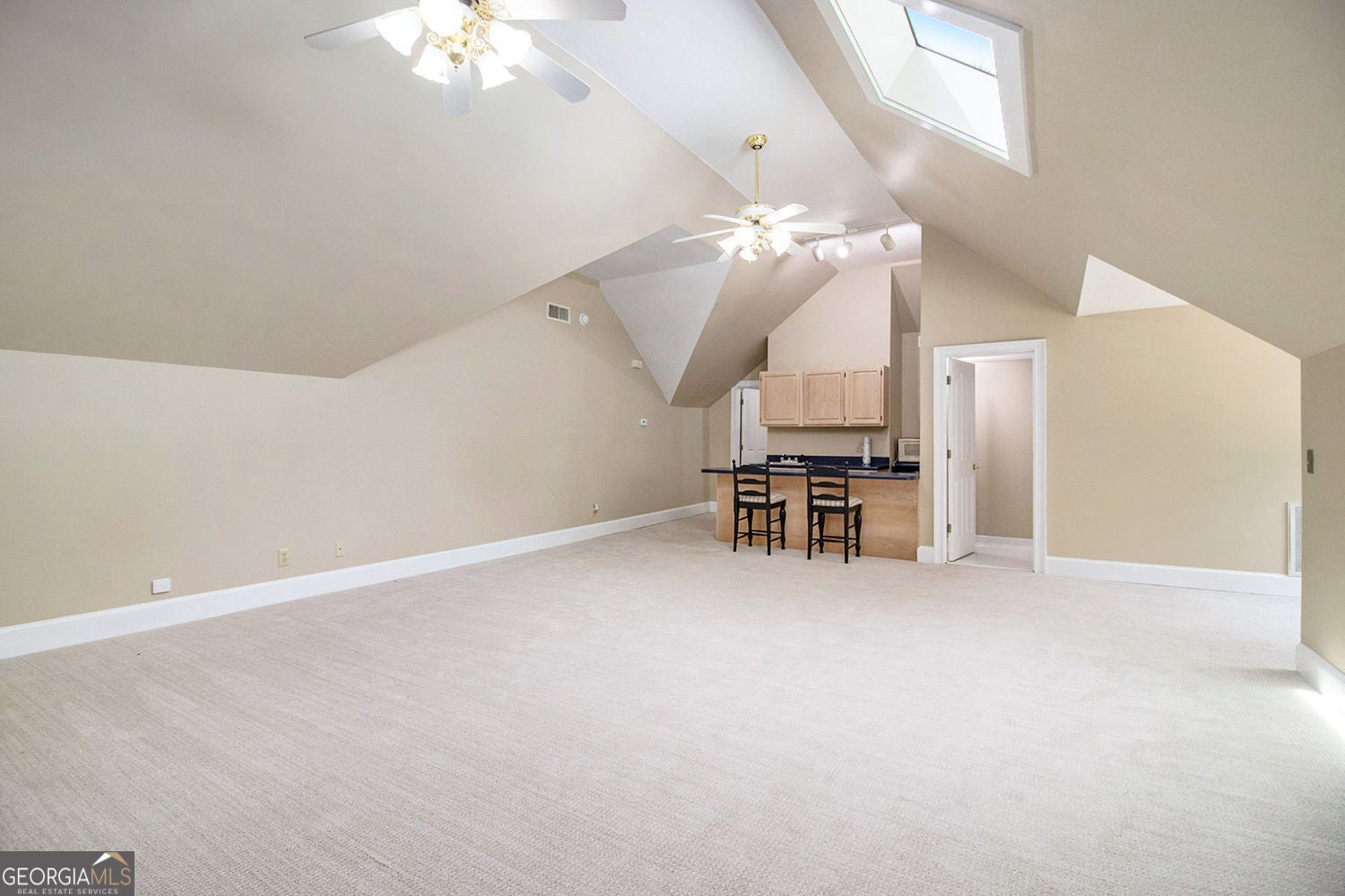 Tyrone, Georgia, 30290, United States, 4 Bedrooms Bedrooms, ,6 BathroomsBathrooms,Residential,For Sale,1953235