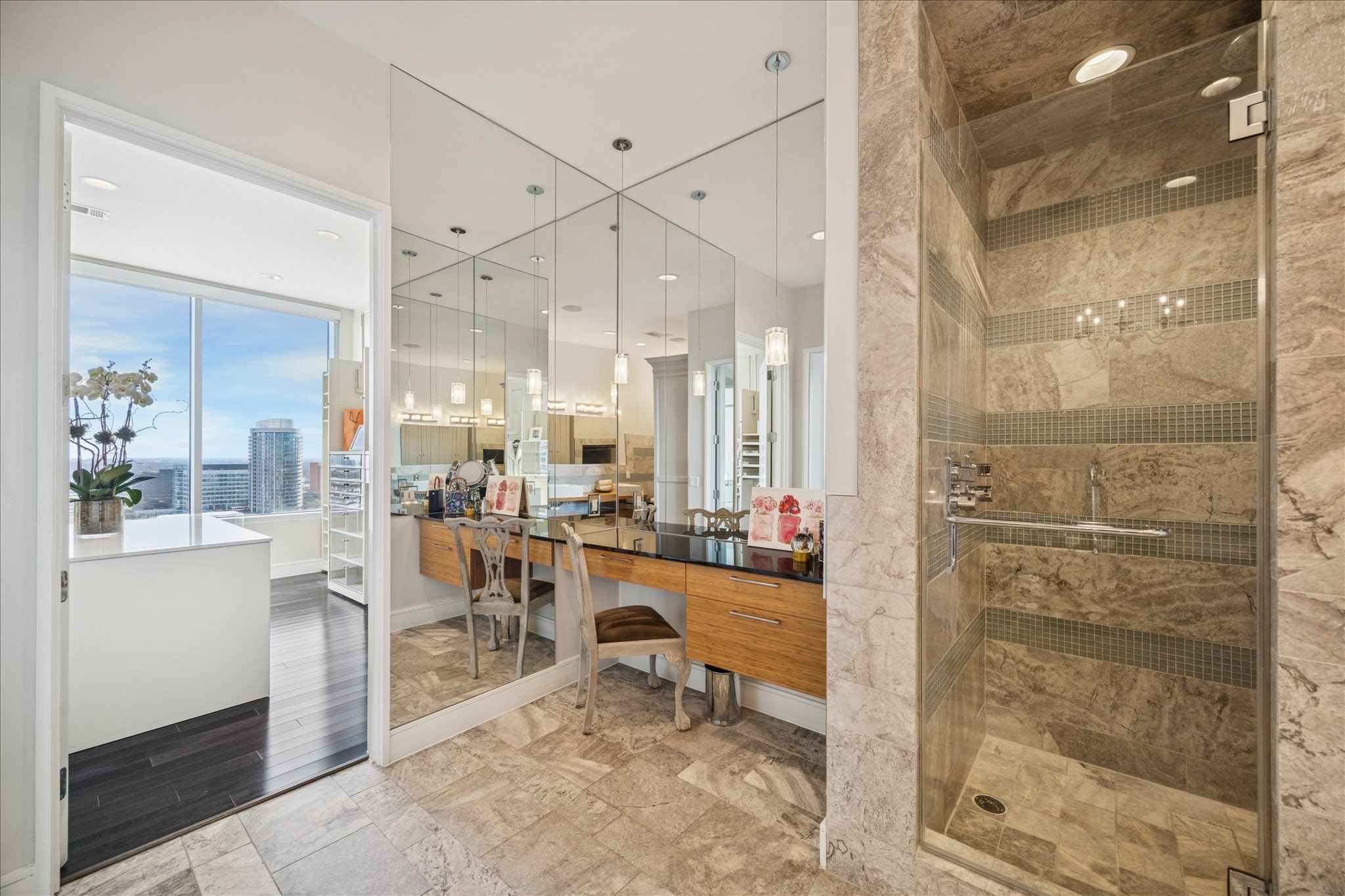  2727 Kirby Drive #19F - 物件實景
