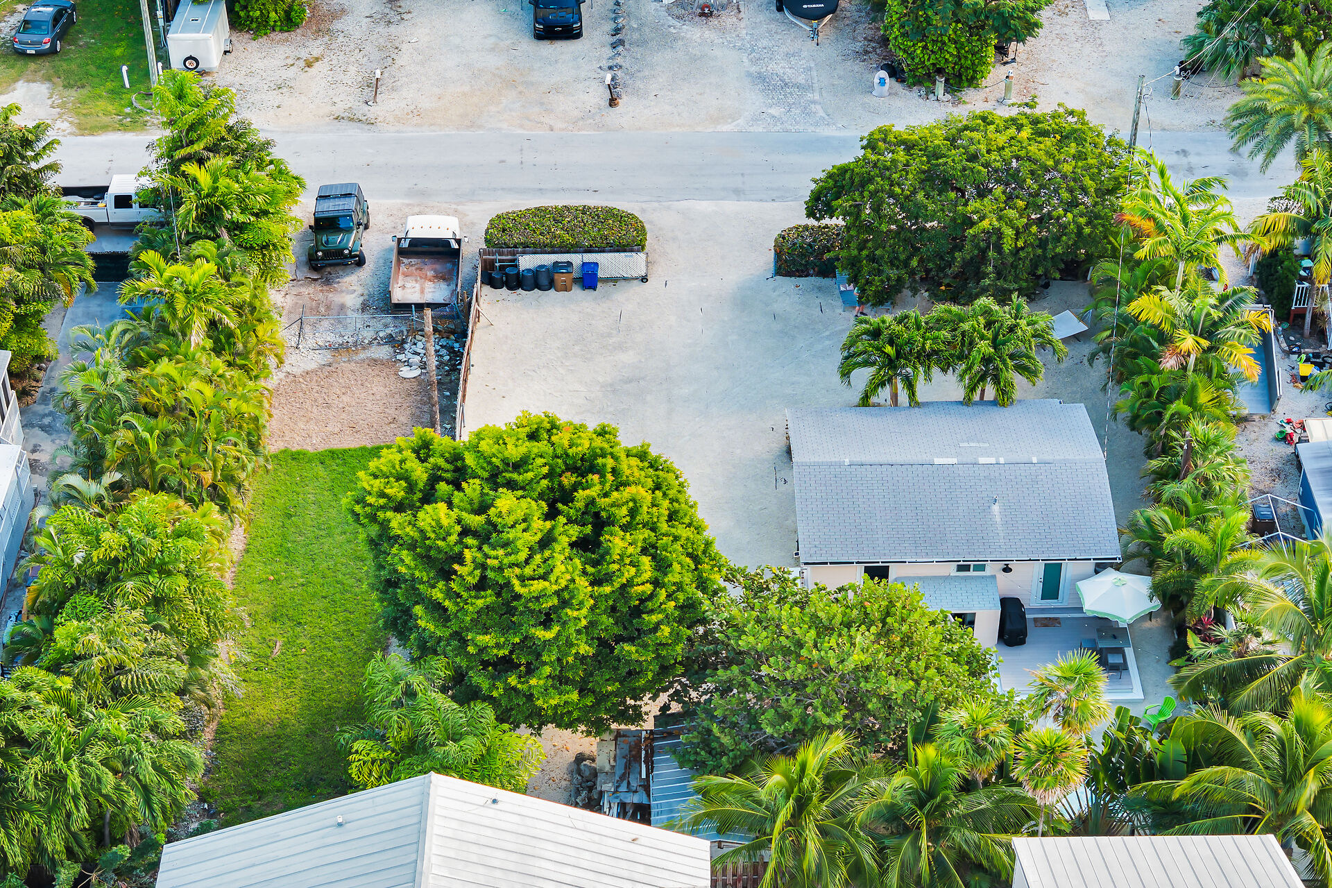  543 74th Street - 物件實景