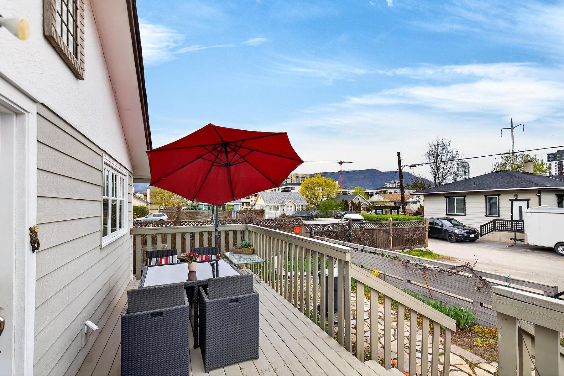  Charming Home with Suite - 物件實景