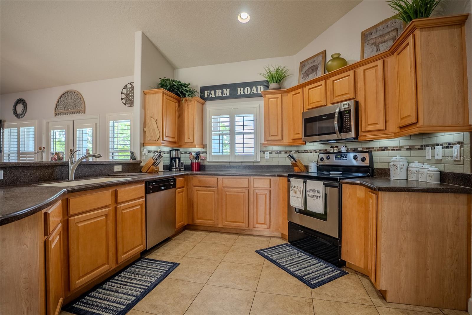 GROVELAND, Florida, 34736, United States, 4 Bedrooms Bedrooms, ,3 BathroomsBathrooms,Residential,For Sale,1759294