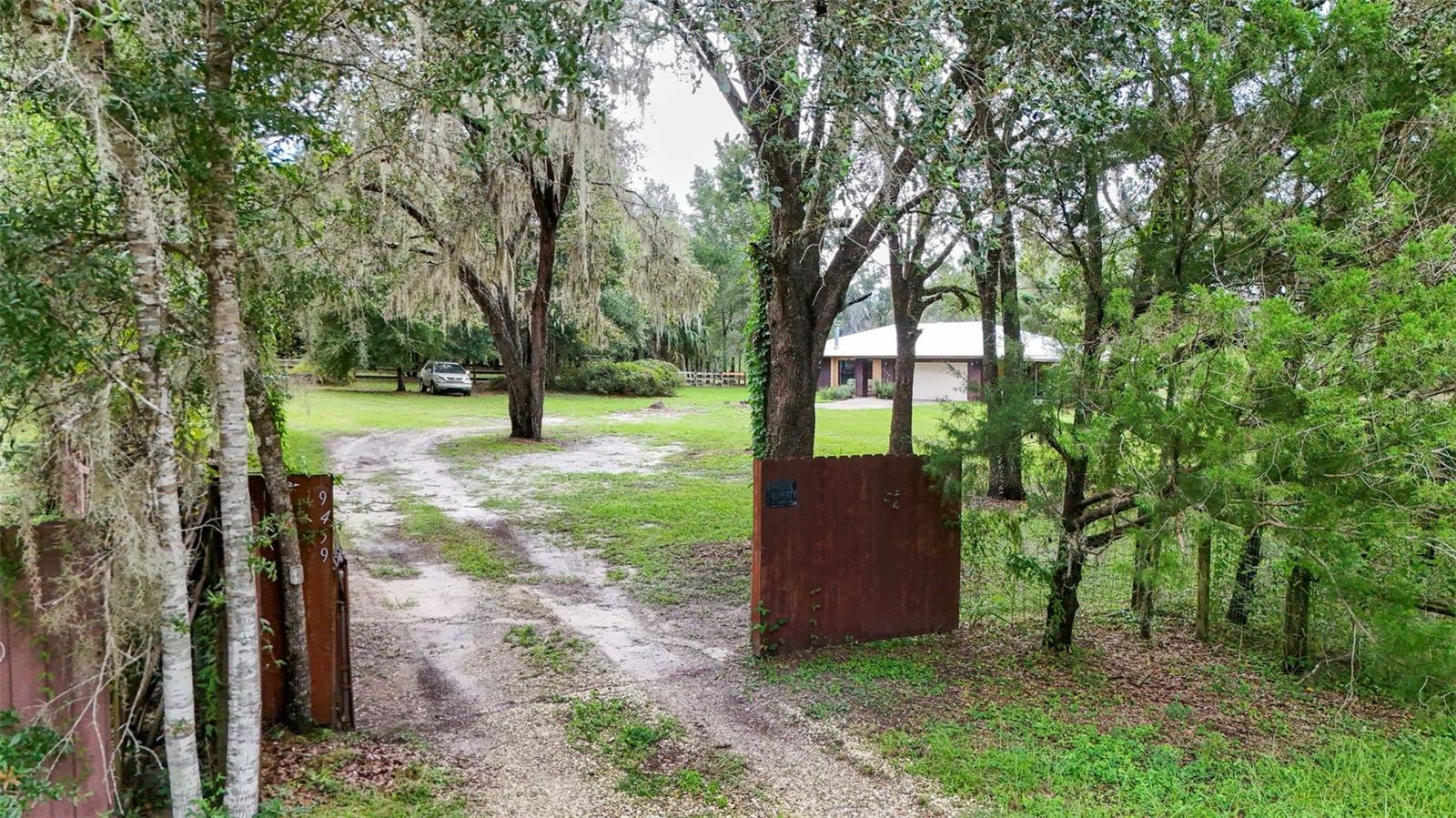 DUNNELLON, Florida, 34433, United States, 3 Bedrooms Bedrooms, ,2 BathroomsBathrooms,Residential,For Sale,1919933