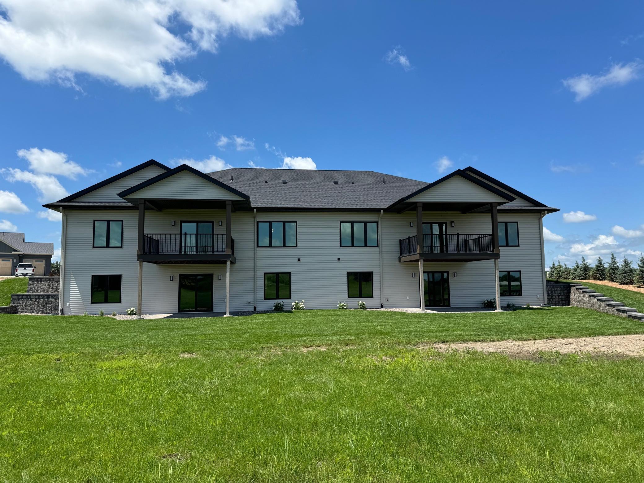 Albert Lea, Minnesota, 56007, United States, 4 Bedrooms Bedrooms, ,2 BathroomsBathrooms,Residential,For Sale,1978307