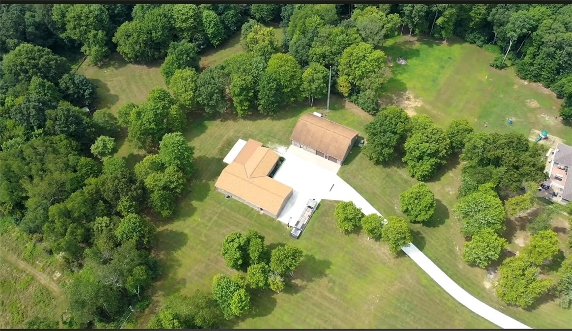 Oakland Twp, Pennsylvania, 16025, United States, 4 Bedrooms Bedrooms, ,4 BathroomsBathrooms,Residential,For Sale,1912471