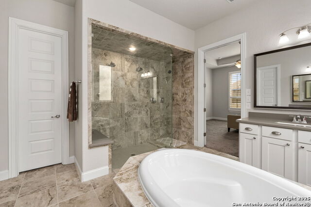 Boerne, Texas, 78006, United States, 5 Bedrooms Bedrooms, ,4 BathroomsBathrooms,Residential,For Sale,1729850