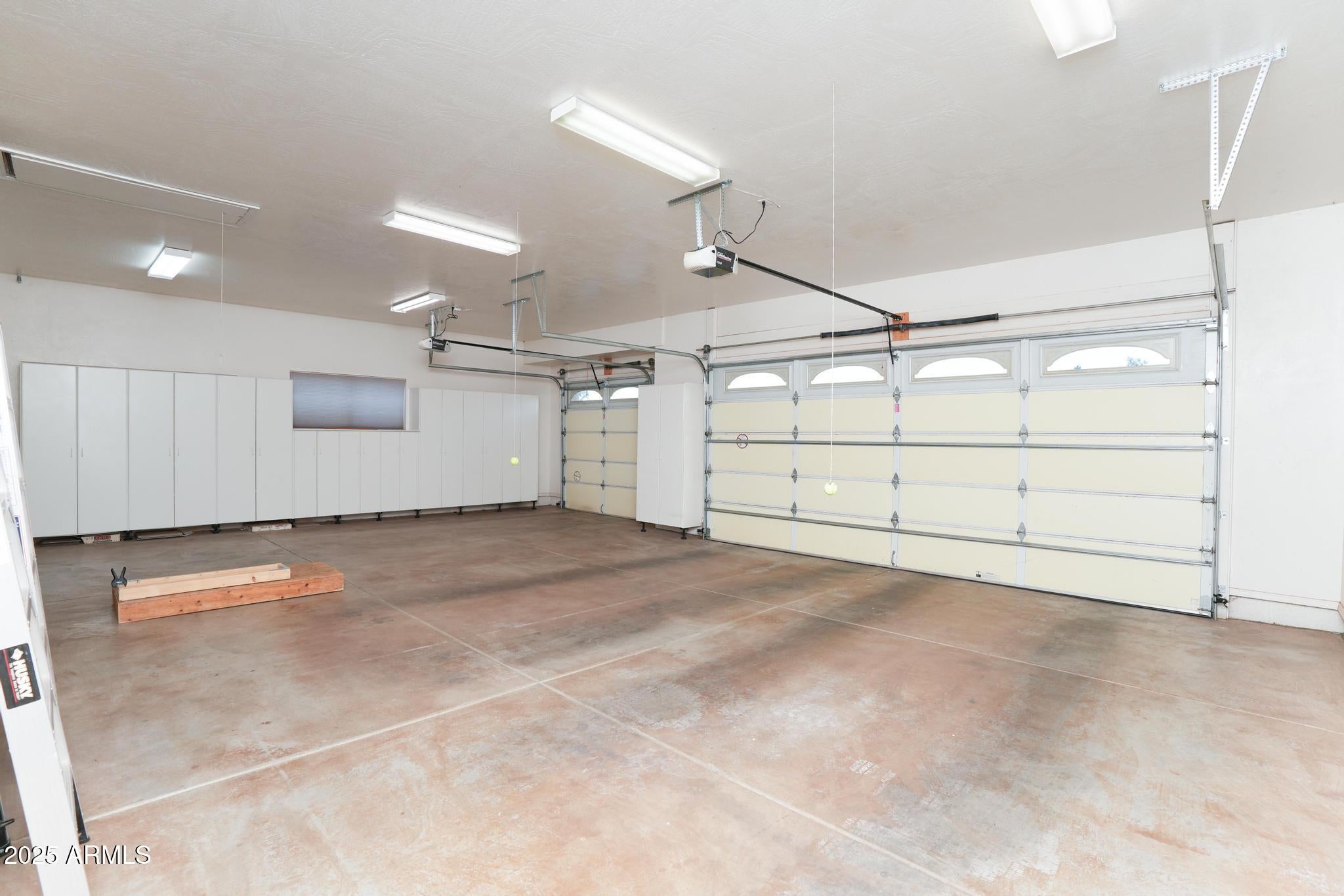 Cottonwood, Arizona, 86326, United States, 3 Bedrooms Bedrooms, ,3 BathroomsBathrooms,Residential,For Sale,1992035