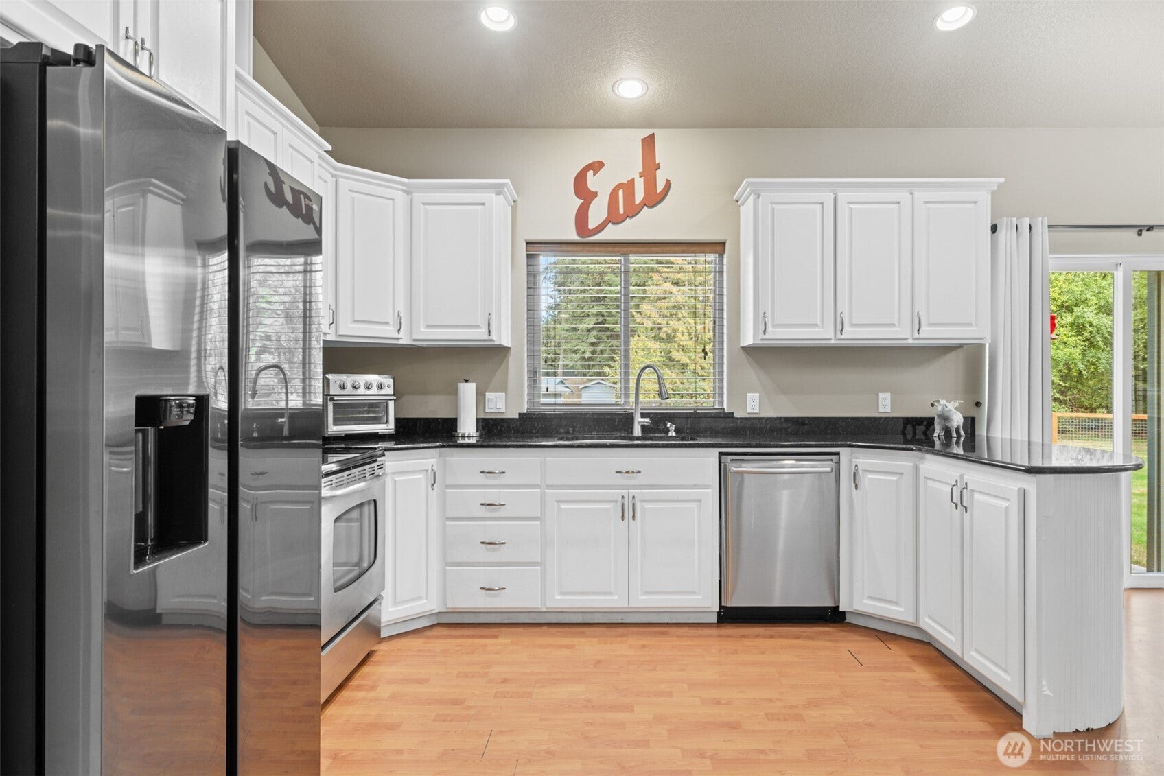 Sequim, Washington, 98382, United States, 3 Bedrooms Bedrooms, ,2 BathroomsBathrooms,Residential,For Sale,1944659
