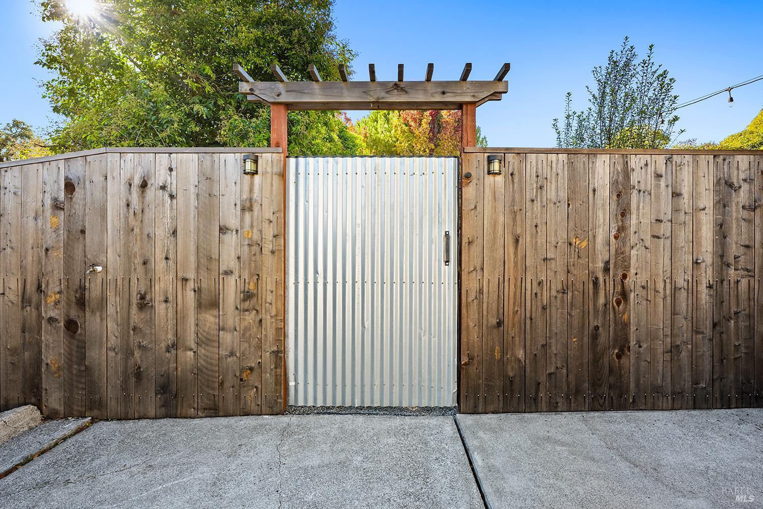 Santa Rosa, California, 95403, United States, 3 Bedrooms Bedrooms, ,3 BathroomsBathrooms,Residential,For Sale,1982192