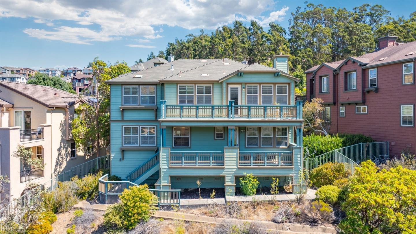 Brisbane, California, 94005, United States, 5 Bedrooms Bedrooms, ,3 BathroomsBathrooms,Residential,For Sale,1940536