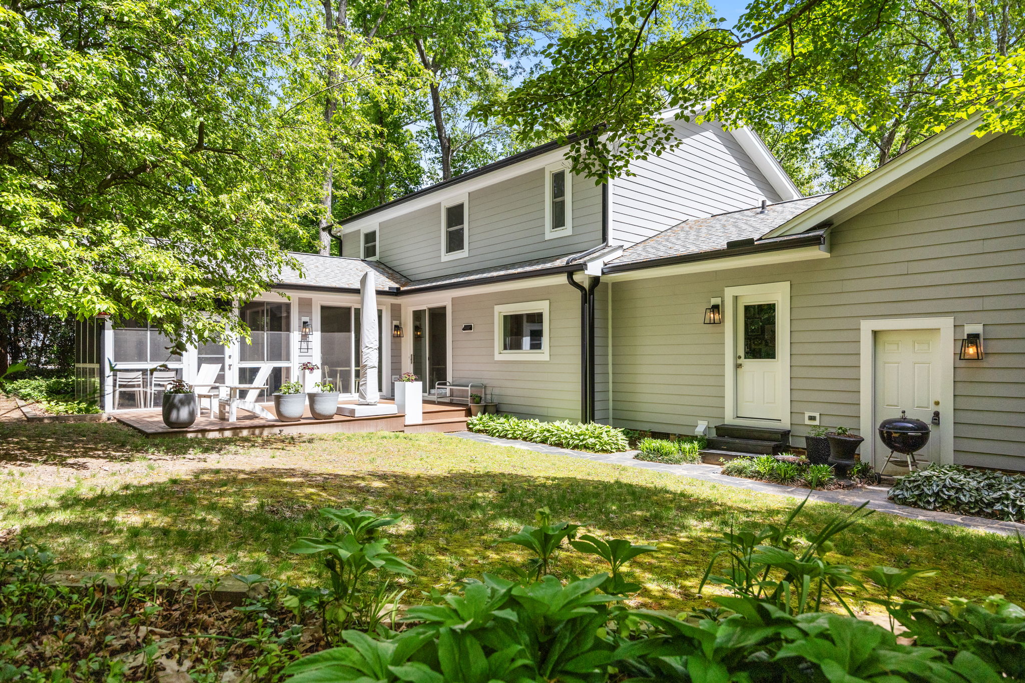  8 Sedgewood Road, Chapel Hill, NC 27514 - 物件實景