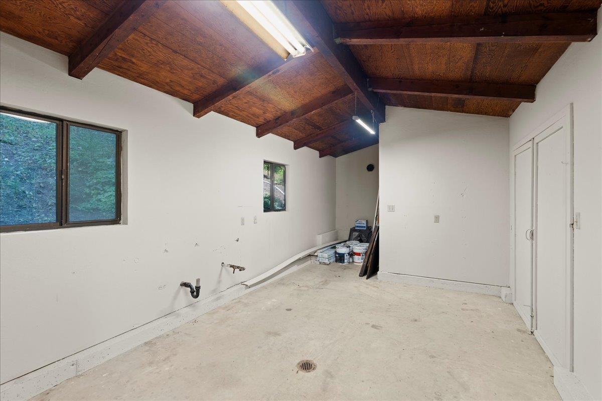 Los Gatos, California, 95033, United States, 3 Bedrooms Bedrooms, ,3 BathroomsBathrooms,Residential,For Sale,1905876