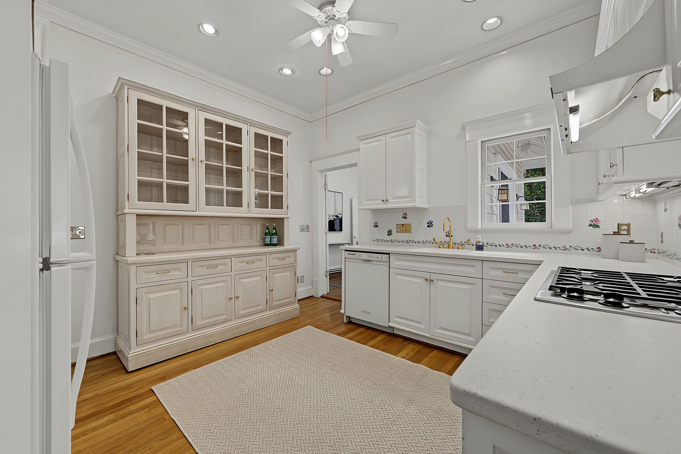  Enchanting 1920s Craftsman in an Ideal Virginia Highlands Location - 物件實景
