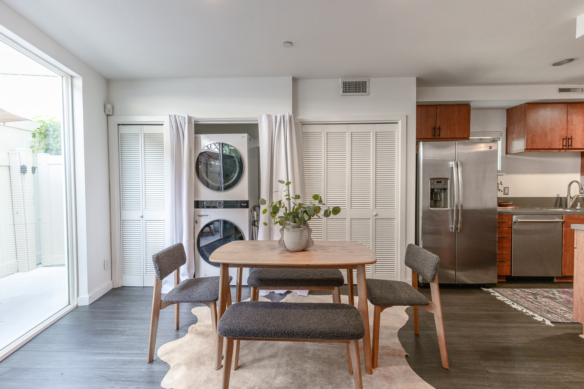  10735 Bloomfield Street, #5 - 物件實景