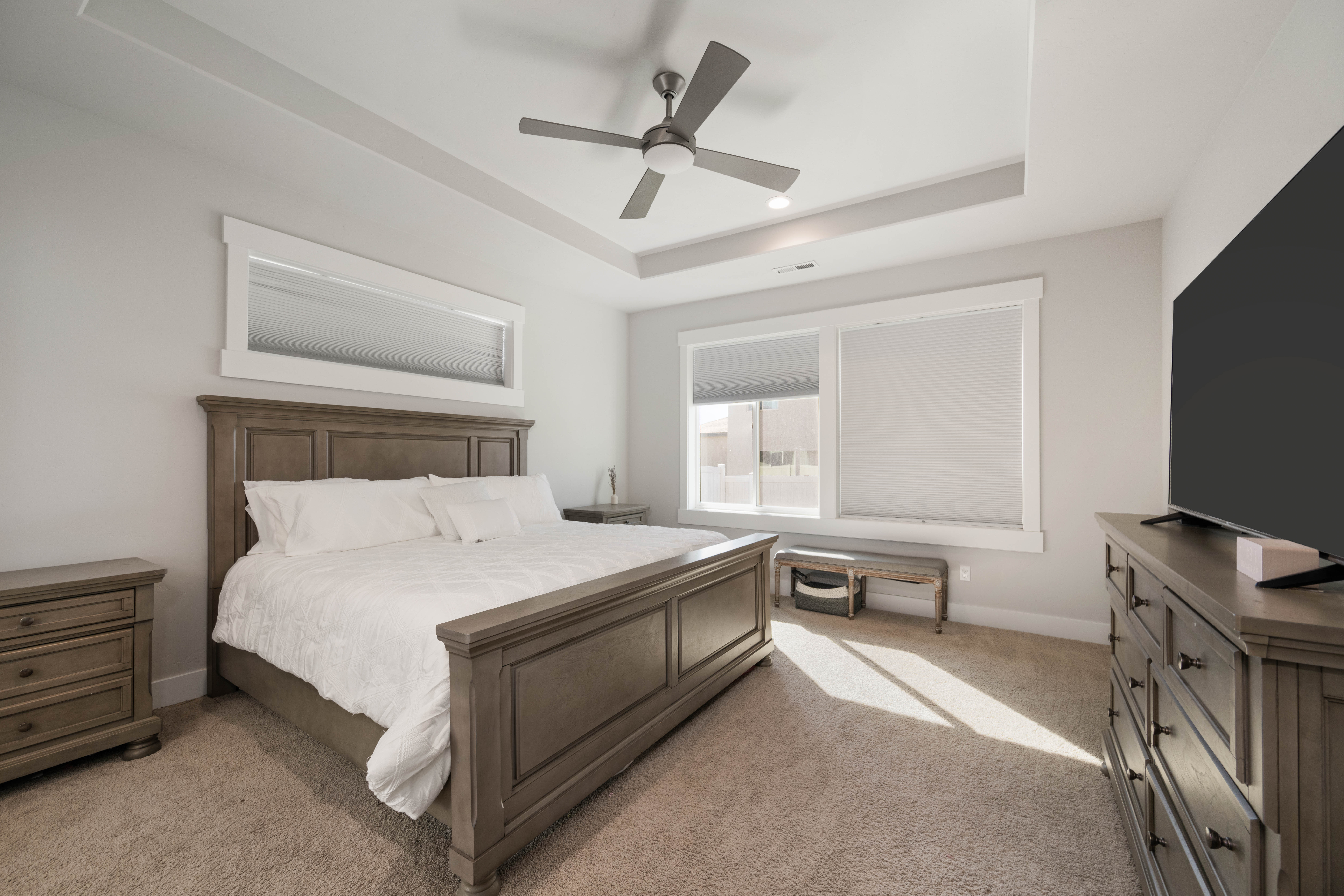 Coffered Ceilings, 2020 Build, One Level - 物件實景