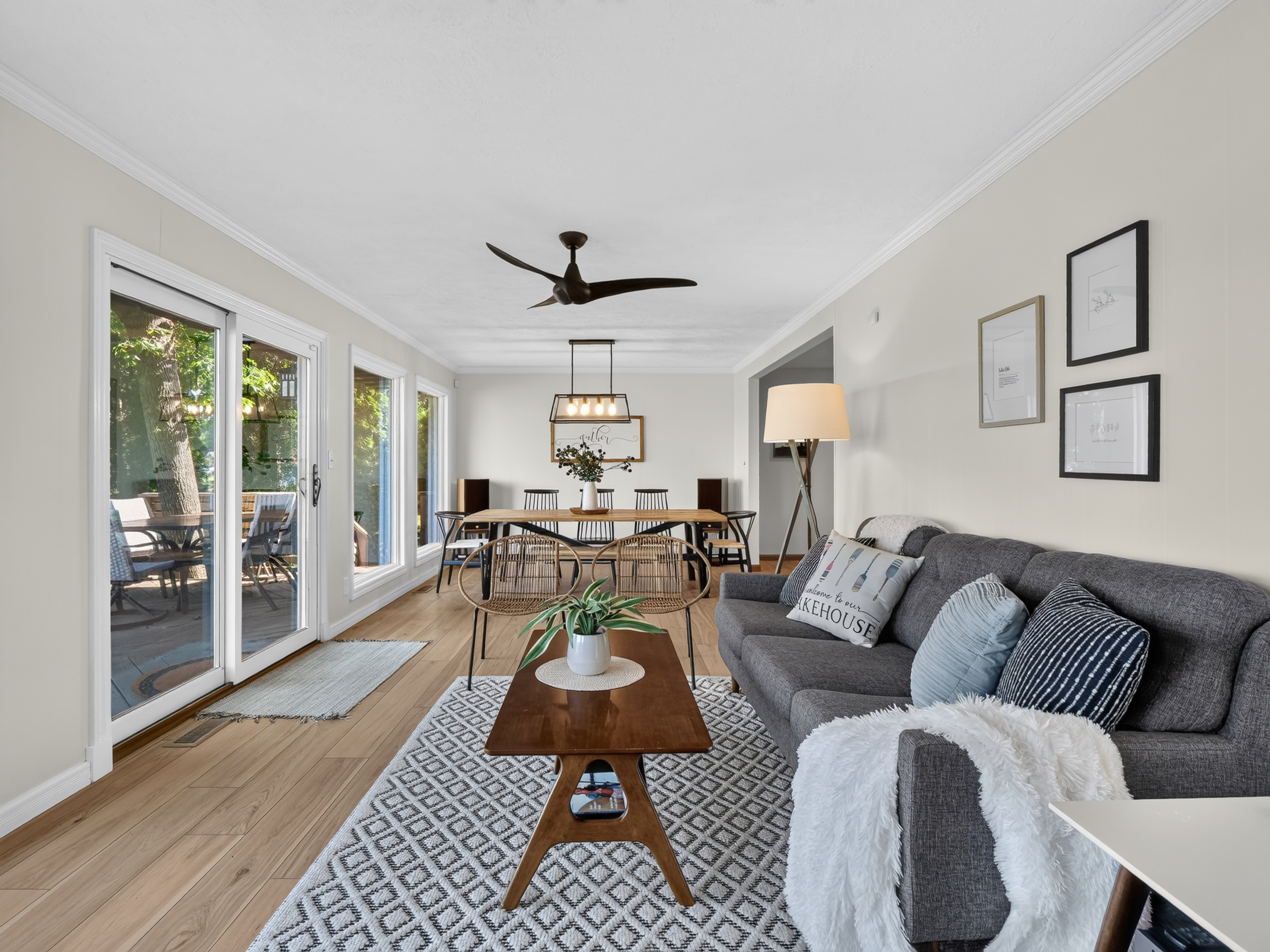  Four Bedroom Webster Lake Home - 物件實景