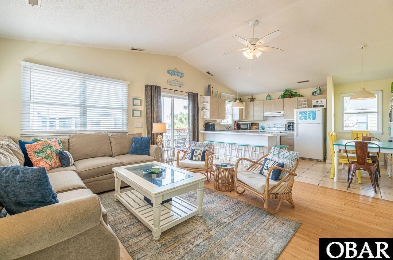 Kill Devil Hills, North Carolina, 27948, United States, 4 Bedrooms Bedrooms, ,3 BathroomsBathrooms,Residential,For Sale,1906788
